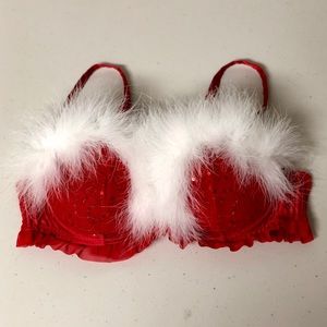 La SENZA NWT Red Sequined Fluffy Christmas Bra